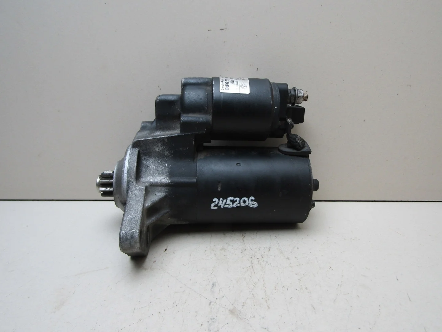 Стартер Skoda Octavia (A4 1U-) 2000-2011  [020911023F]  1.4-1.6 в Вологде