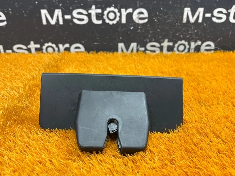 Замок багажника Volvo Xc60 2015 31335045 DZ40 B4204T11