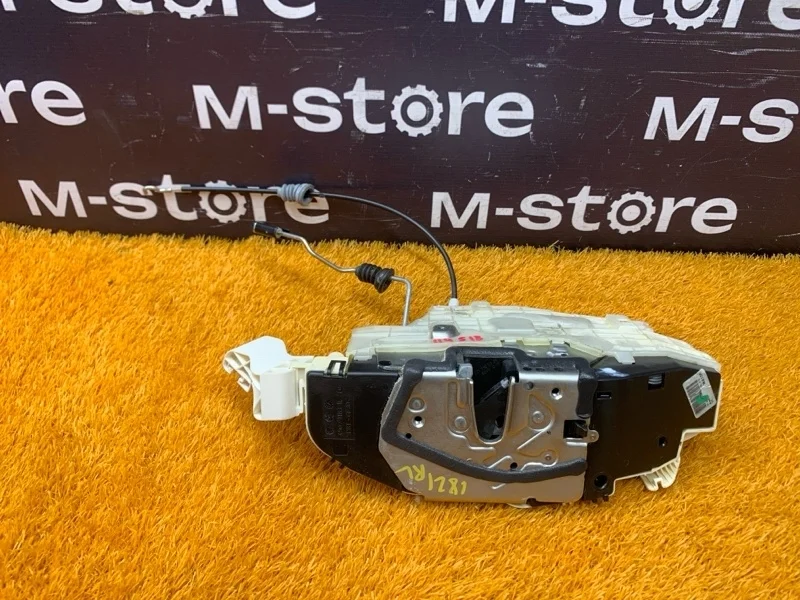 Замок двери Mercedes-Benz S-Class 2008 A2217300335 W221 273.961, задний левый