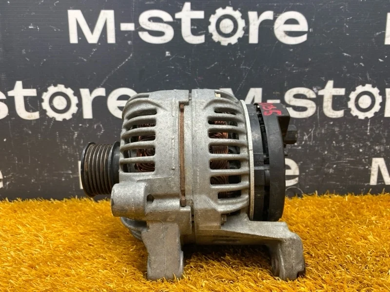 Генератор Bmw X3 2005 7519721 E83 M54B25 (256S5)