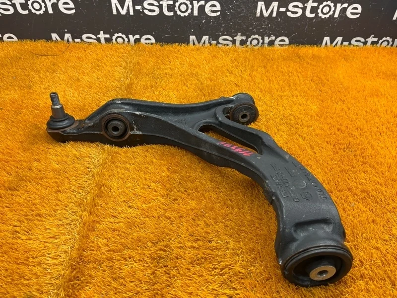 Рычаг подвески нижний Porsche Cayenne 2007 7L0407154C 957 M4851, передний правый