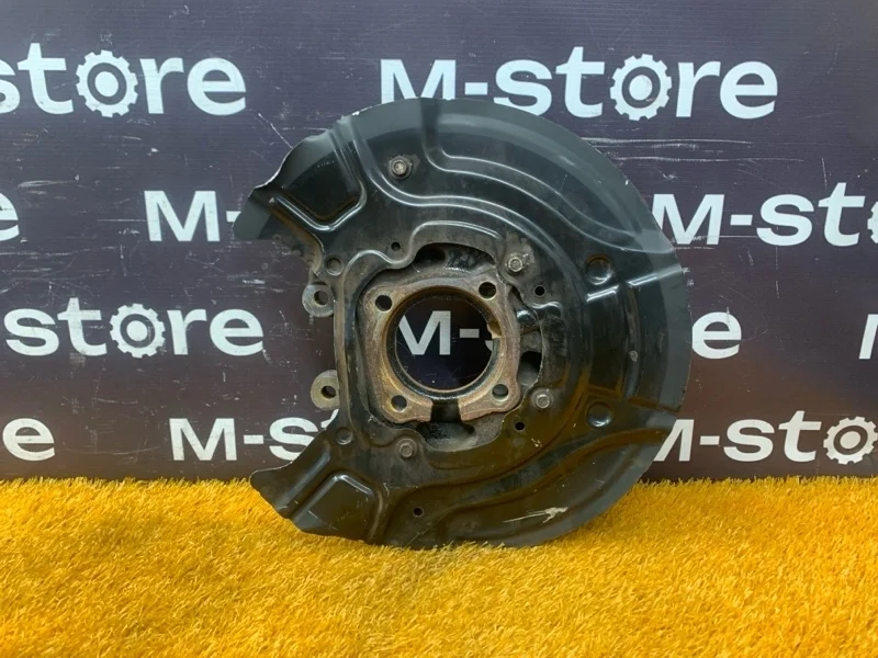 Кулак поворотный Bmw X3 2012 33406797569 F25 N55B30A, задний левый