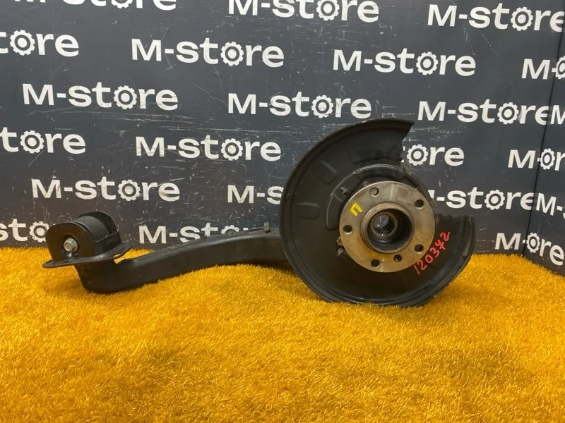 Ступица Bmw X3 2005 33303420501 E83 M54B25 (256S5), задняя левая