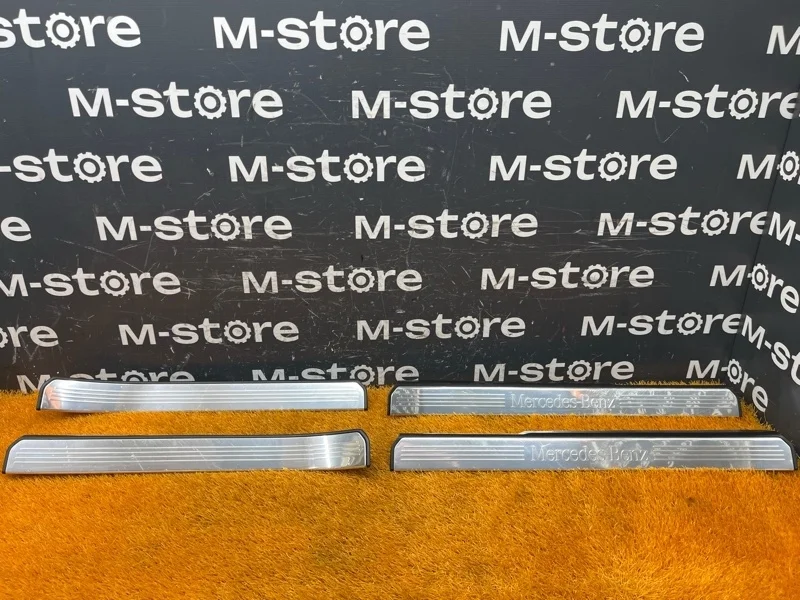 Накладка на порог салона Mercedes-Benz S-Class 2008 A2216801735 W221 273.961