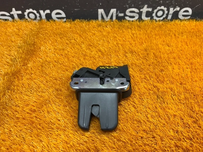 Замок багажника Audi A4 2011 4F5827505D B8/8K CDNB