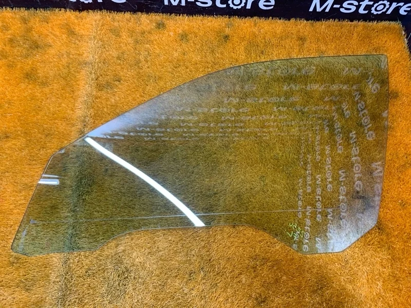 Стекло боковое Bmw 5-Series 1997 51328159169 E39 M52B28 (286S1), переднее левое