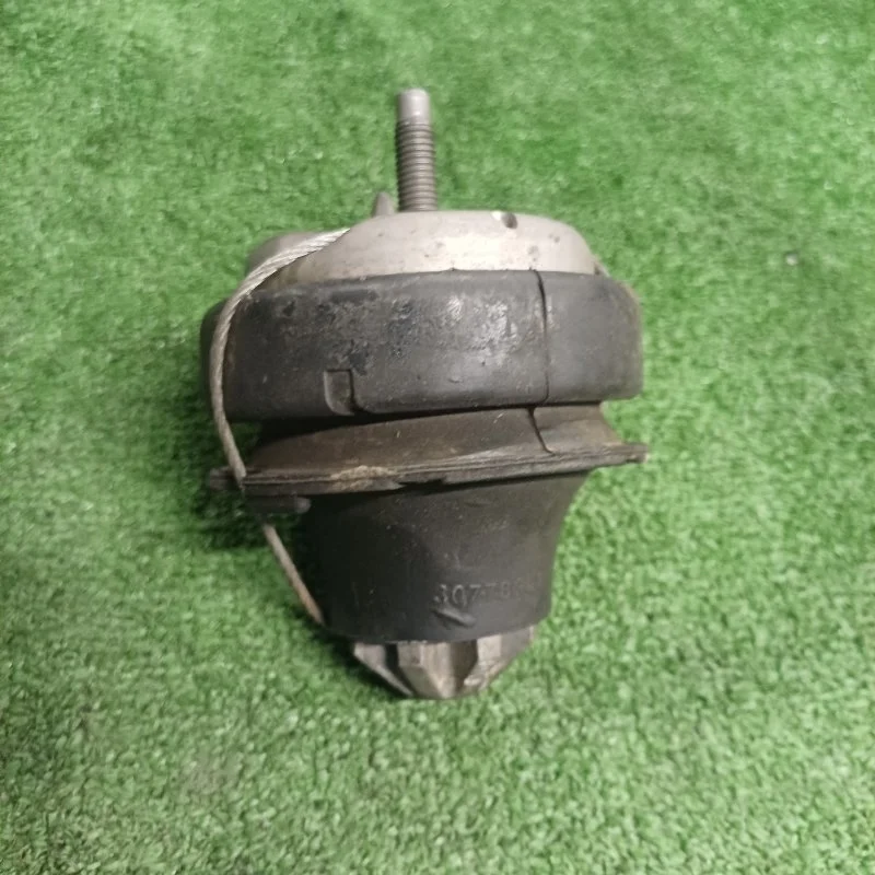 Подушка двигателя Volvo XC90