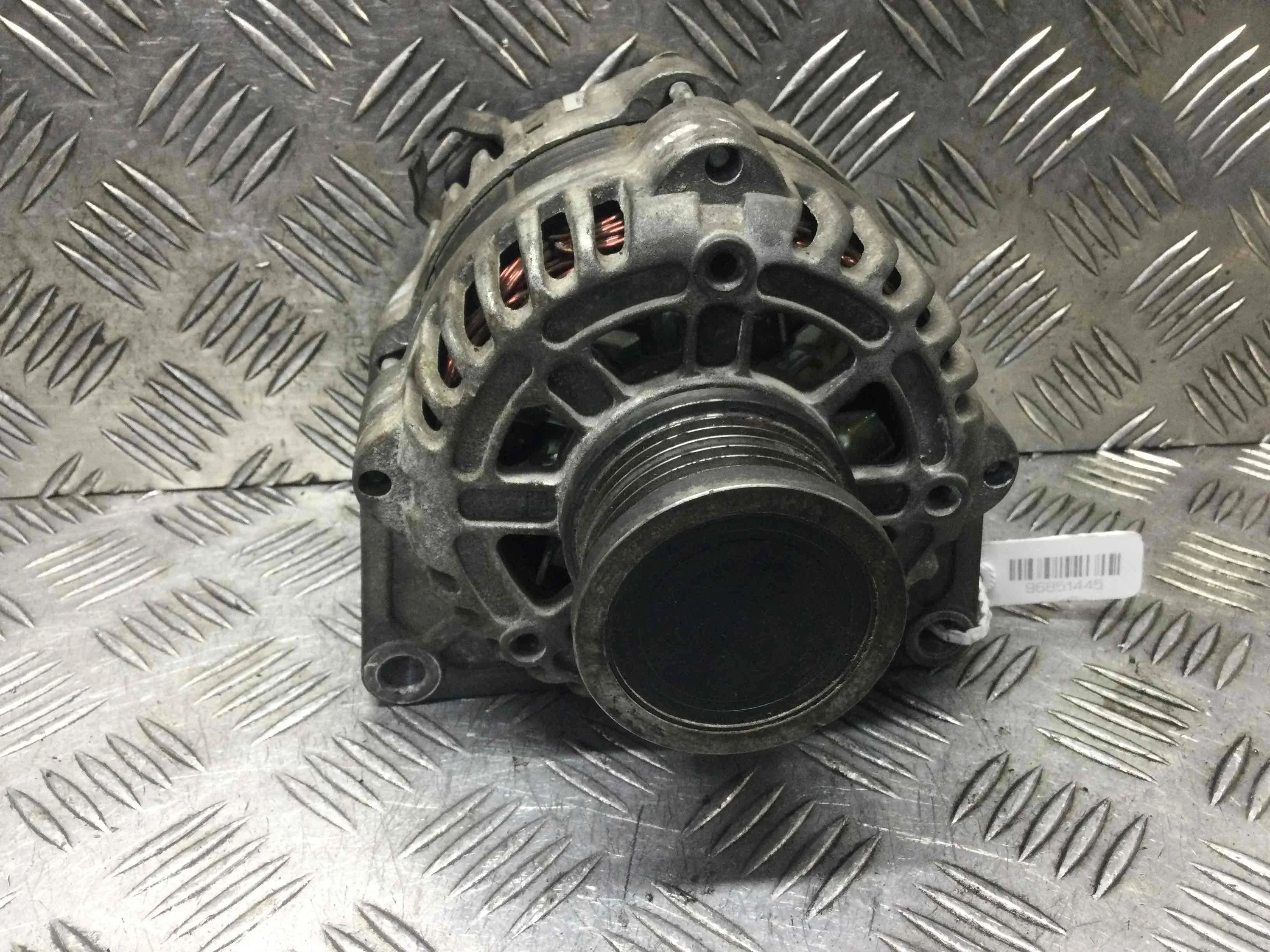 Генератор Opel Astra H рестайлинг 2007 - 2010 бензин 1.8 i Механика Х/б