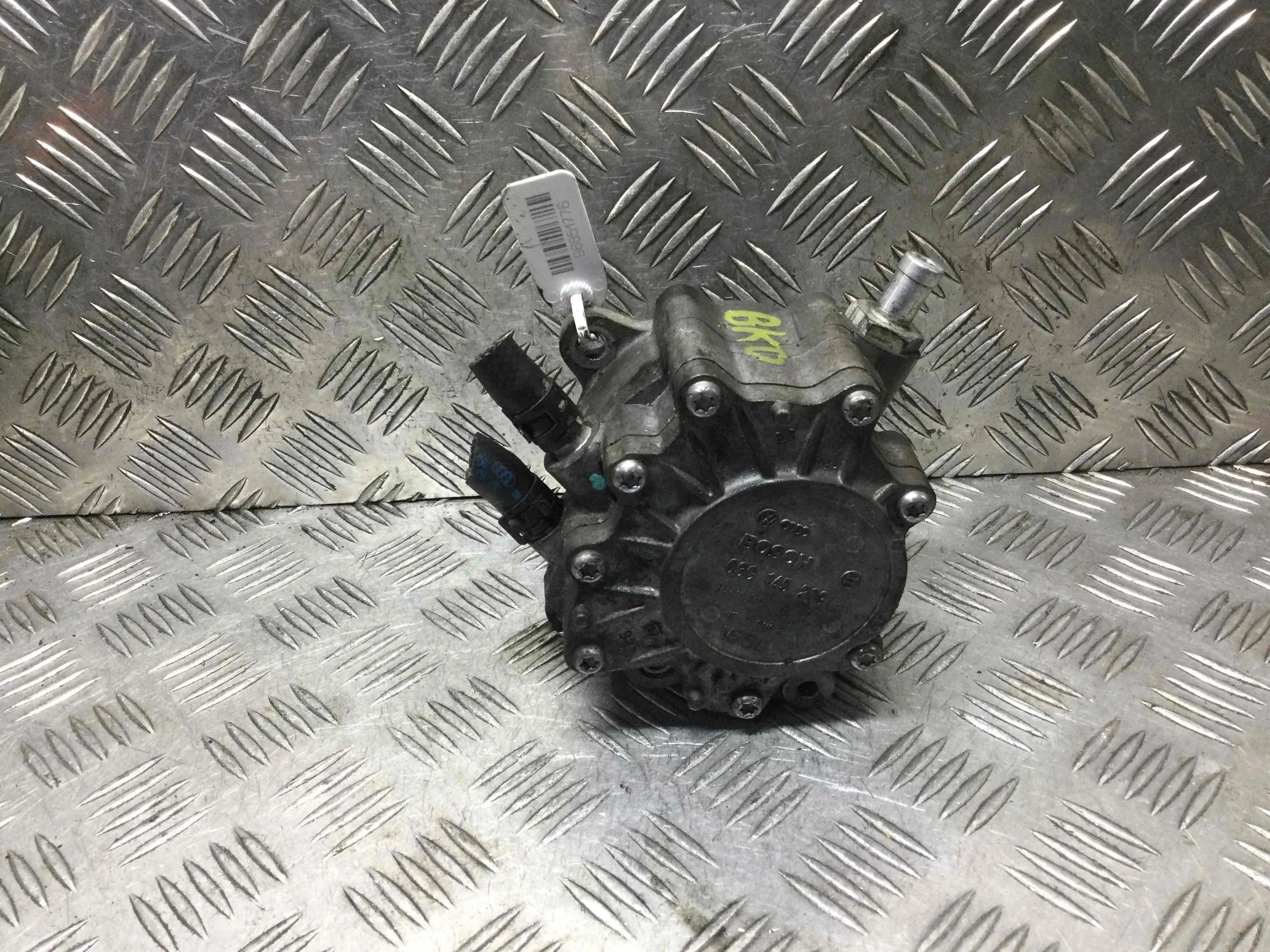 Насос вакуумный Volkswagen Golf 5 поколение (2004-2009) дизель 2.0 TDI Механика Х/б