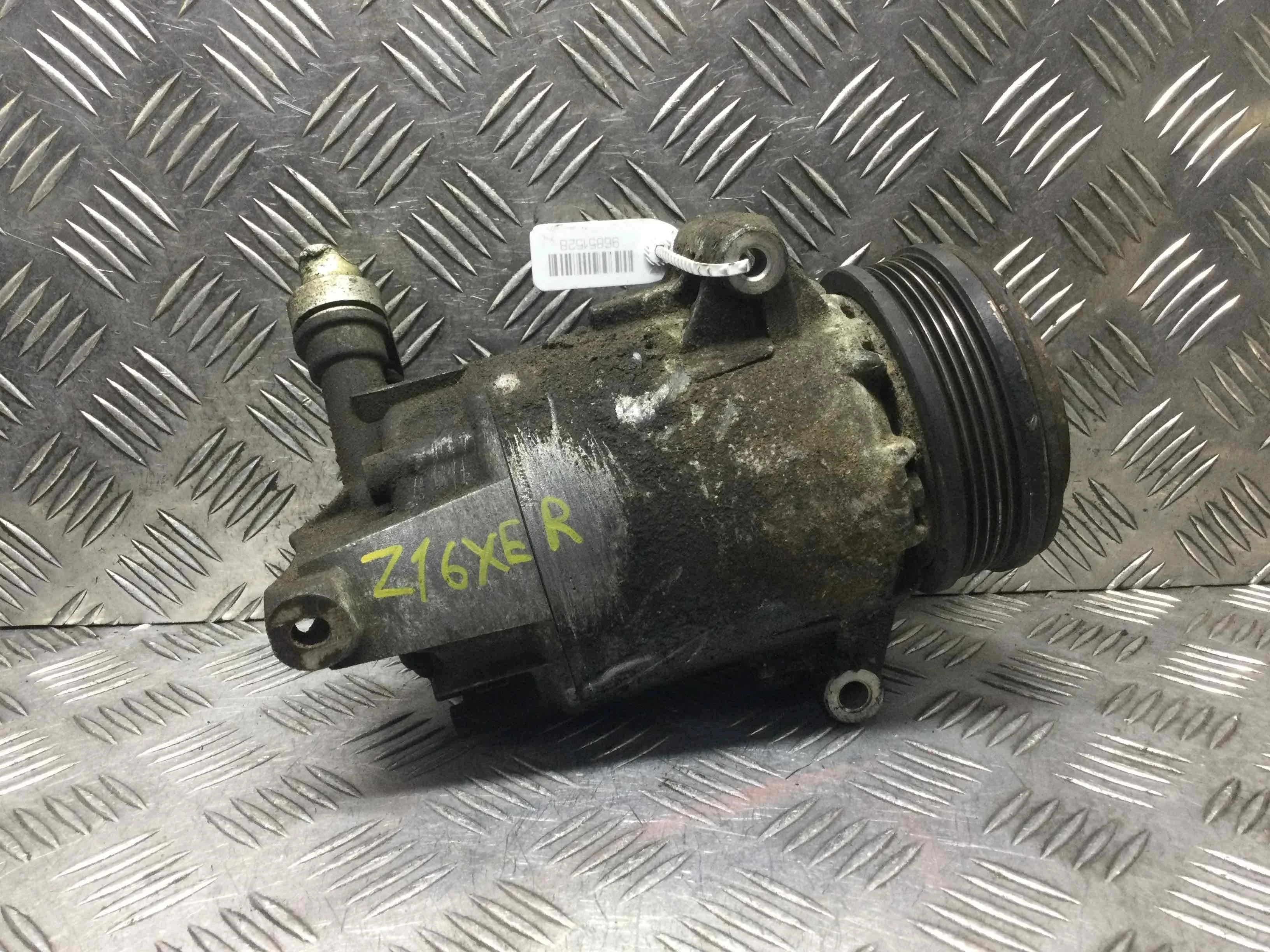 Компрессор кондиционера Opel Astra H рестайлинг 2007 - 2010 бензин 1.6 i Механика