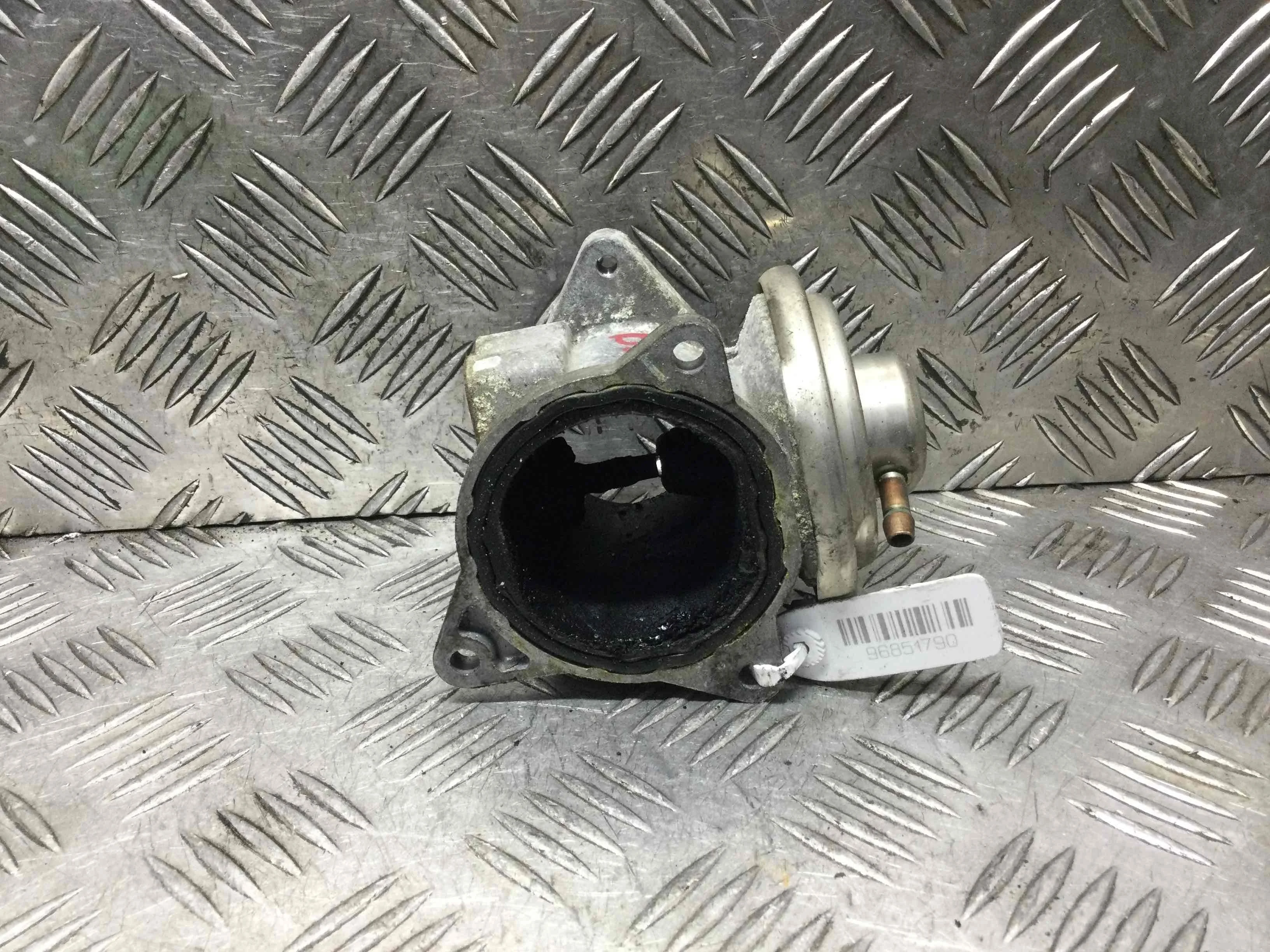 Клапан EGR Volkswagen Passat B6 (2005-2010) дизель 1.9 TDI Механика Универсал