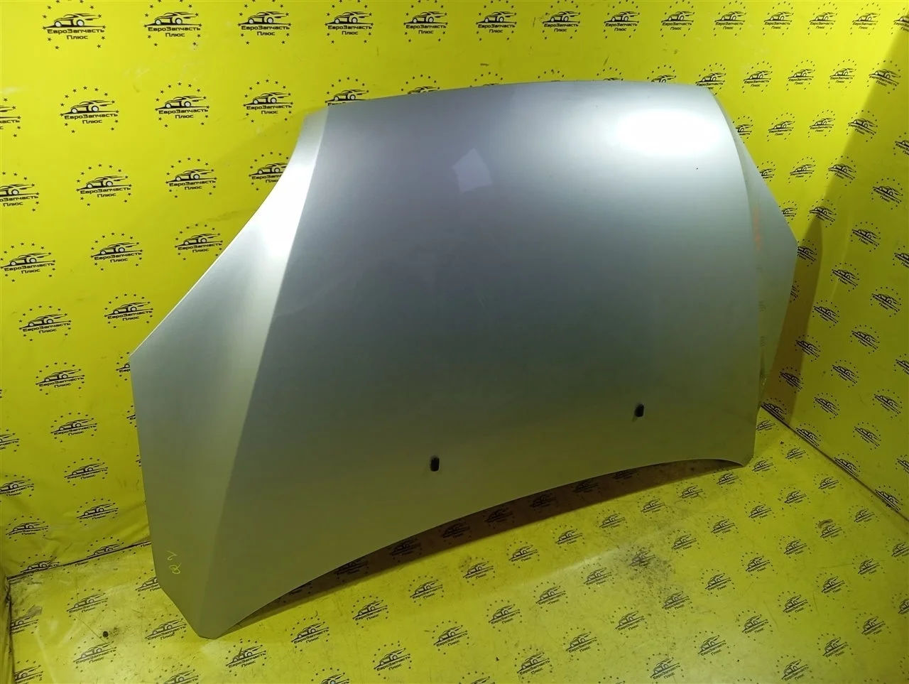 Капот Ford Focus 2 1505771