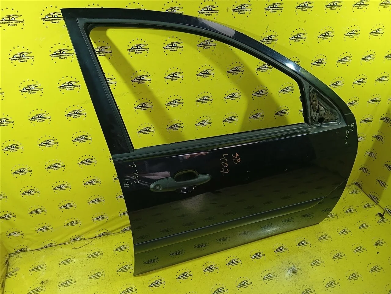 Дверь Ford Focus 1 1430135, передняя правая