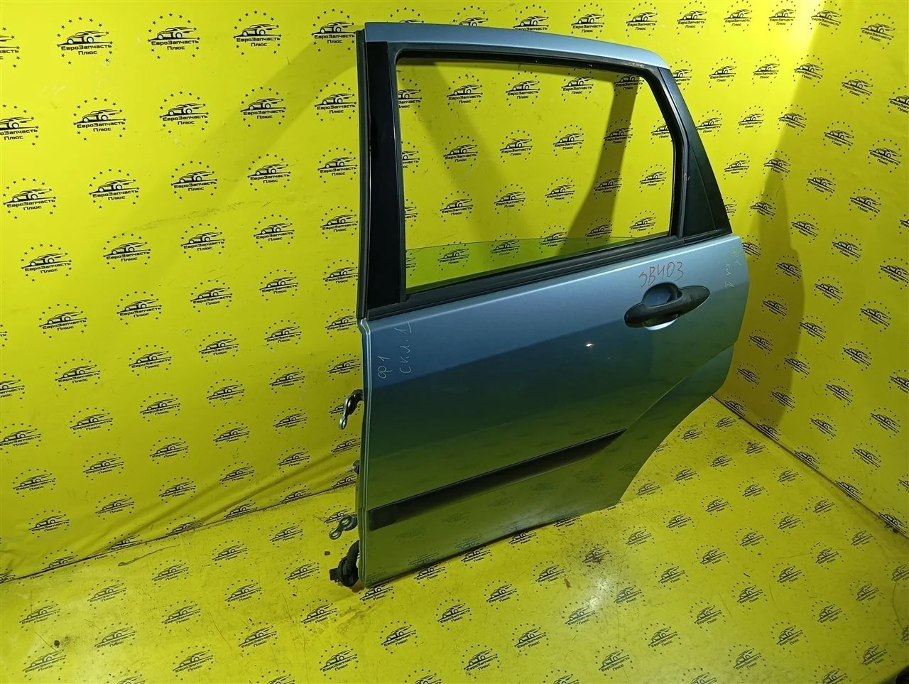 Дверь Ford Focus 1 1430139, задняя левая