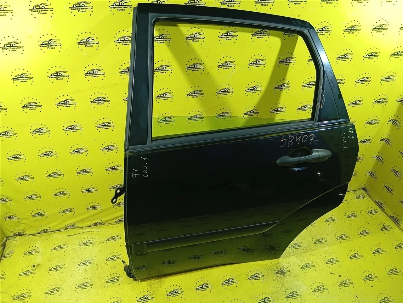 Дверь Ford Focus 1 1430139, задняя левая