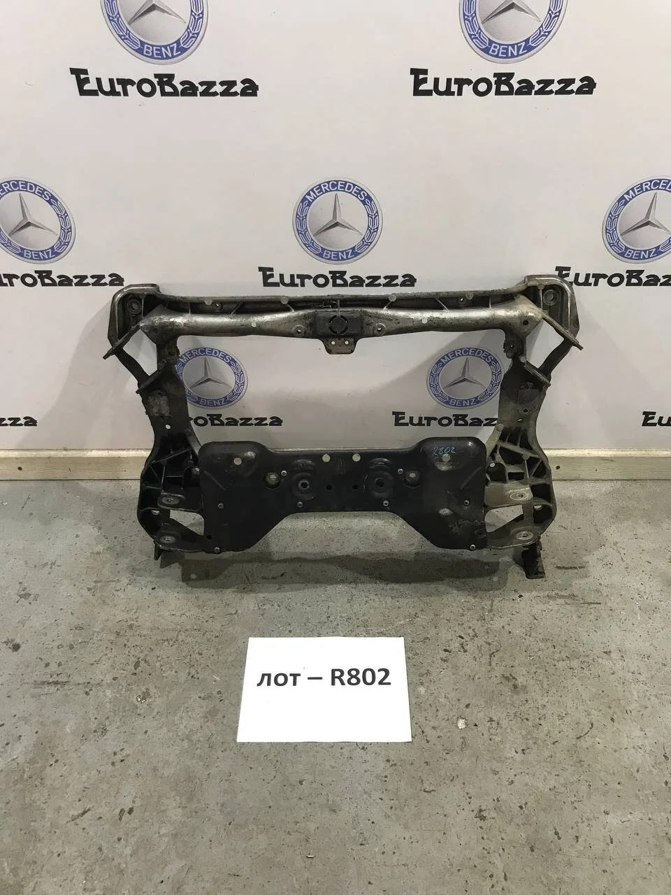 Подрамник передний Mercedes W203
