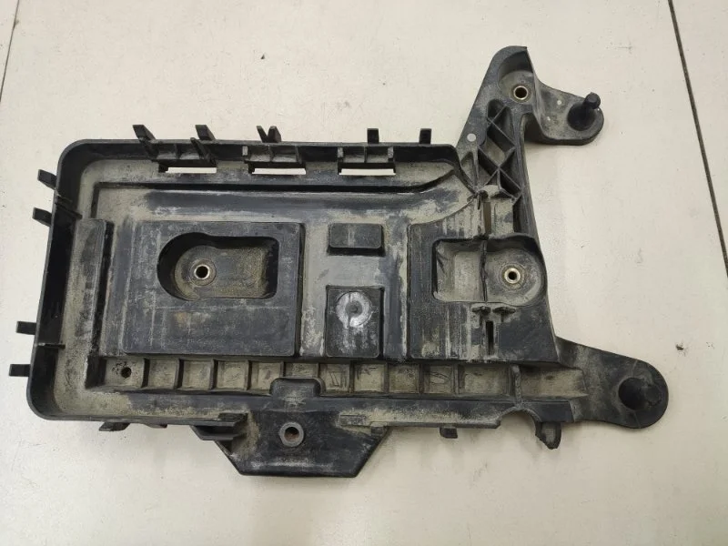 Крепление аккумулятора (корпус/подставка)