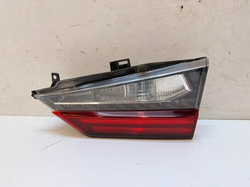 Фонарь Lexus RX 2015-2019 4