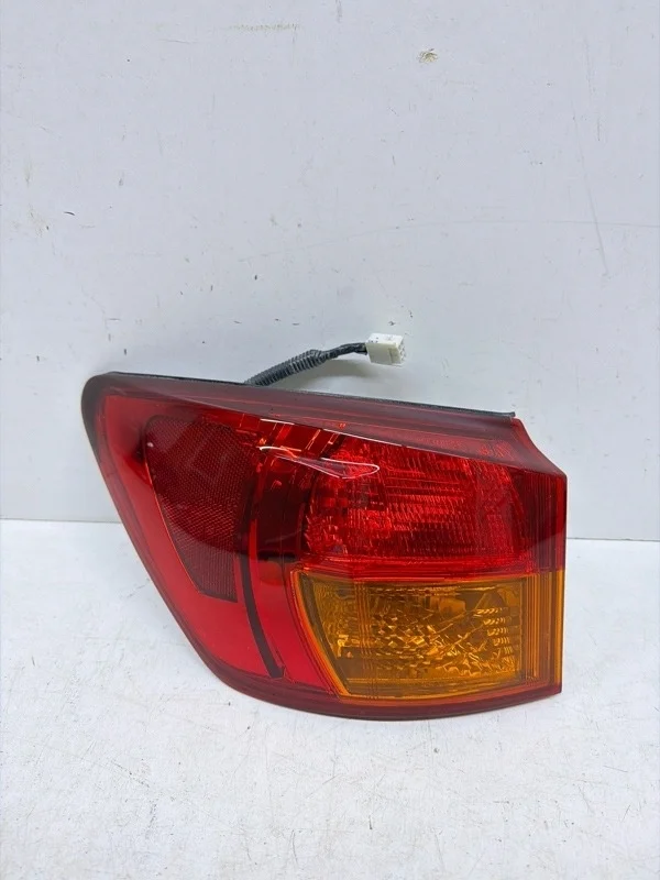 Фонарь Lexus IS250 2005-2008