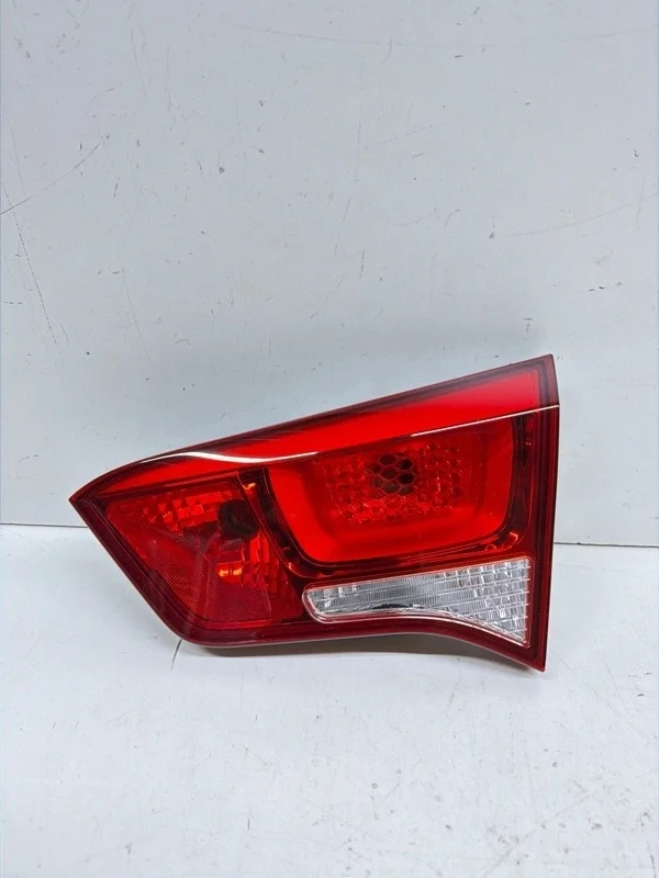 Фонарь Kia Rio 2015-2017 3