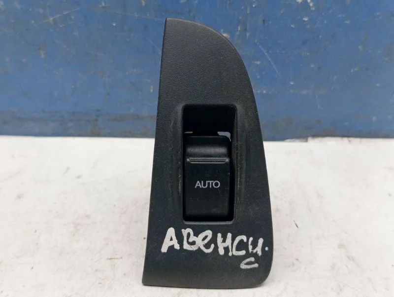 Кнопка стеклоподъемника Toyota Avensis 2 2003-2008 8481005050 T250, задняя левая