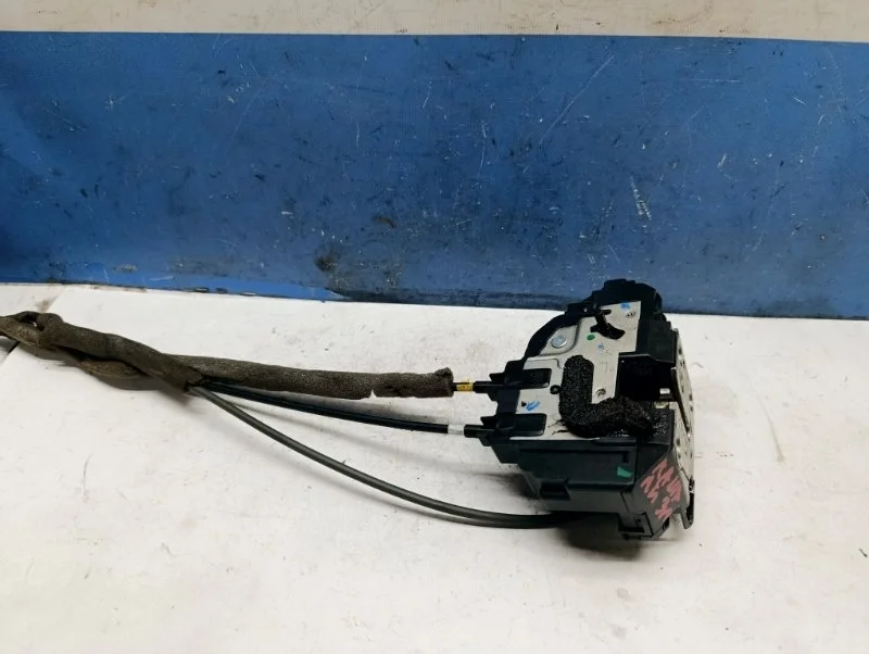 Замок двери Nissan Qashqai +2 2012 82501EY10D JJ10 2.0 MR20DE, задний левый