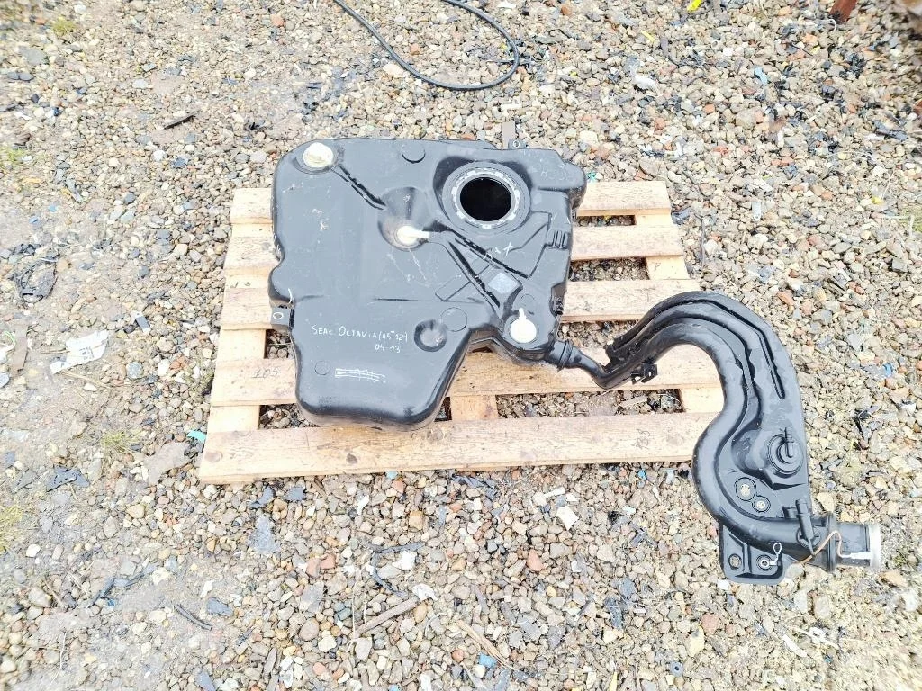 Бак топливный Skoda Octavia 2 A5