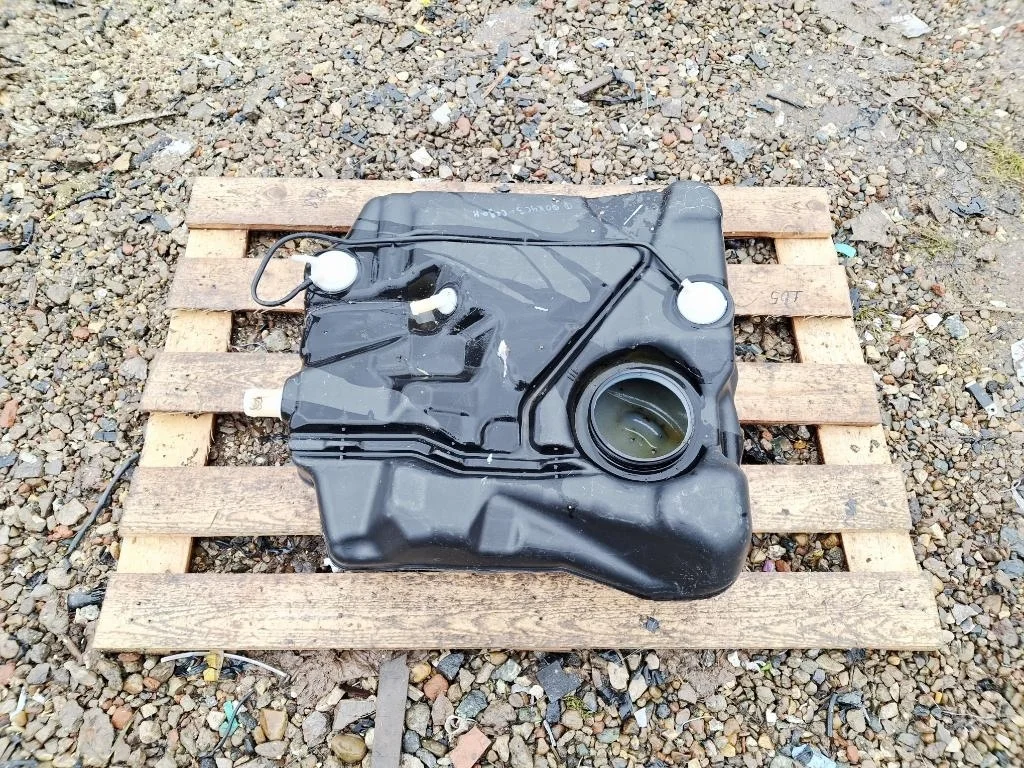 Бак топливный Ford Focus 3