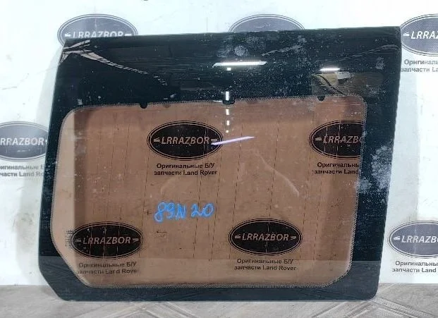 Стекло кузовное глухое правое Land Rover Discovery III (2004—2009) 276DT