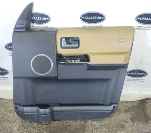 Обшивка двери передняя правая Land Rover Discovery III (2004—2009) 276DT