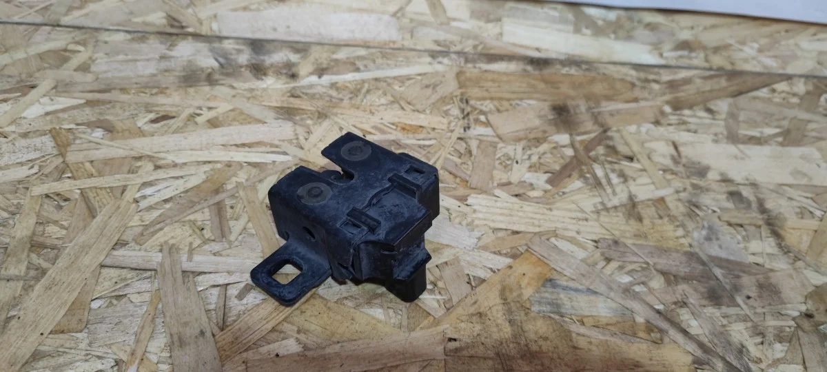 Замок капота Land Rover Range Rover Sport I рестайлинг (2009—2013) 508PS