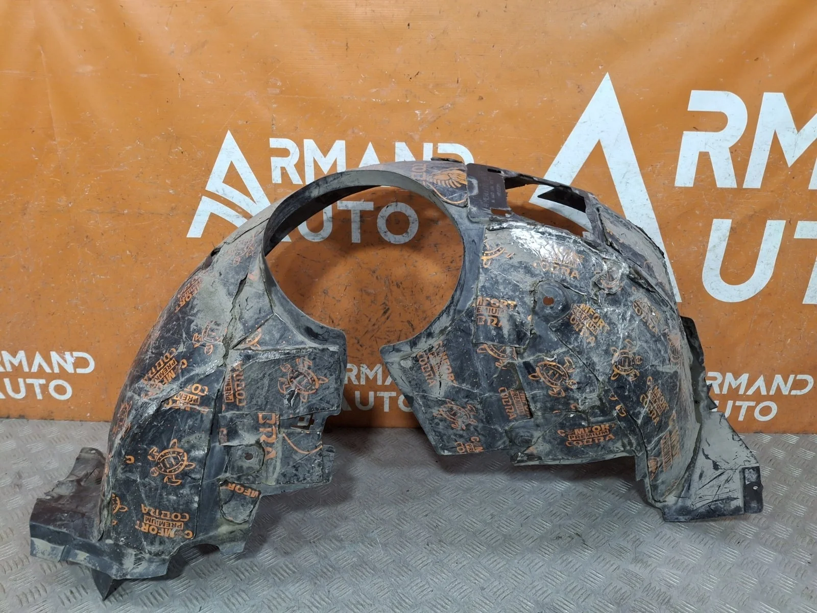 Подкрылок Mercedes V-Class 2014-нв W447