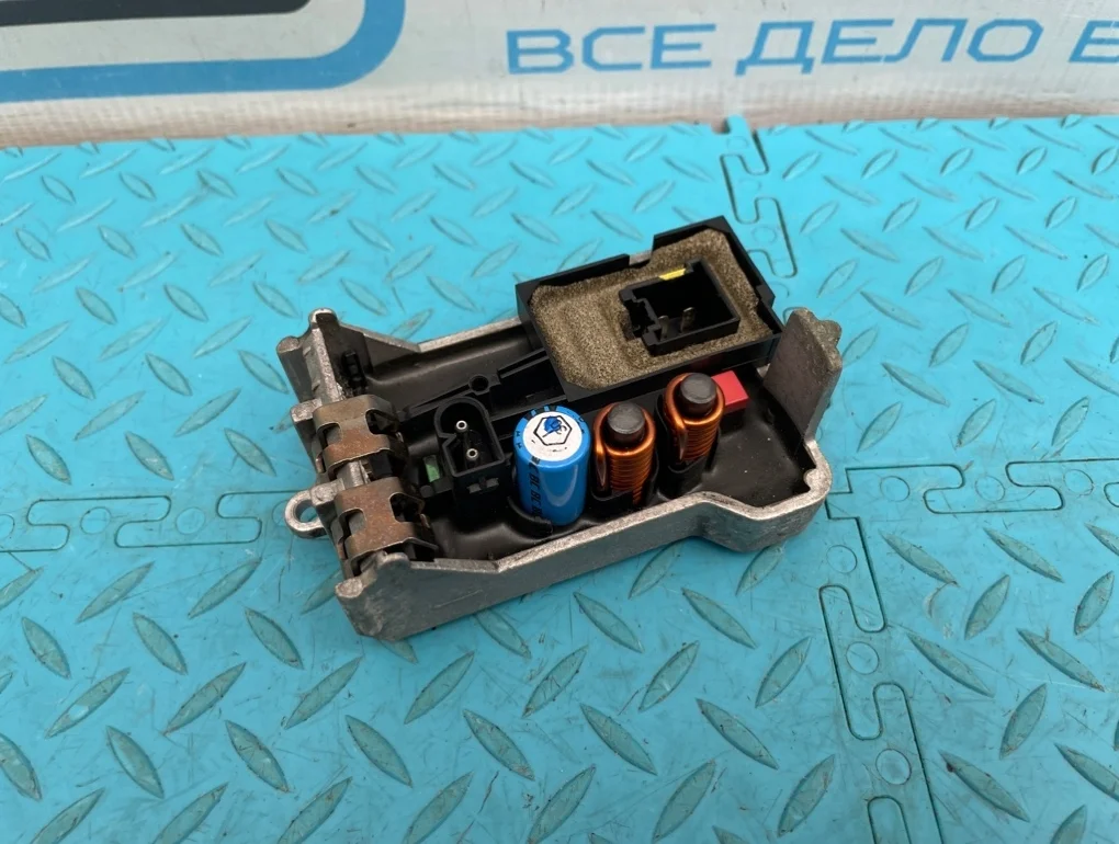 Резистор отопителя Mercedes-Benz C-Class 2005 A2308210251 W203 271.948 1.8