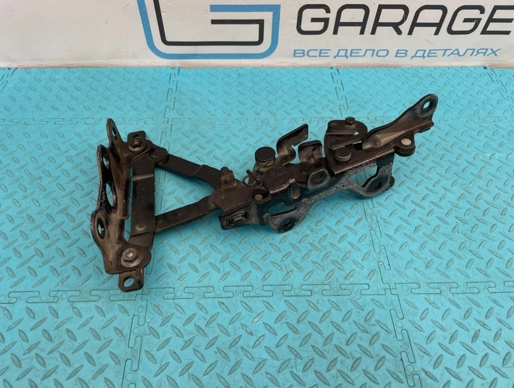 Петля капота Mercedes-Benz S-Class 2013 A2228800128 W222 278.929 4.7, левая