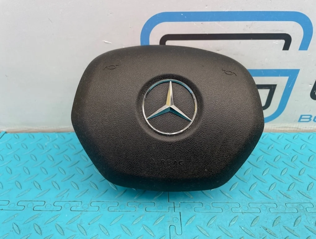 Подушка безопасности в руль Mercedes-Benz Ml-Class 2012 A1668600002 W166 642.826 3.0