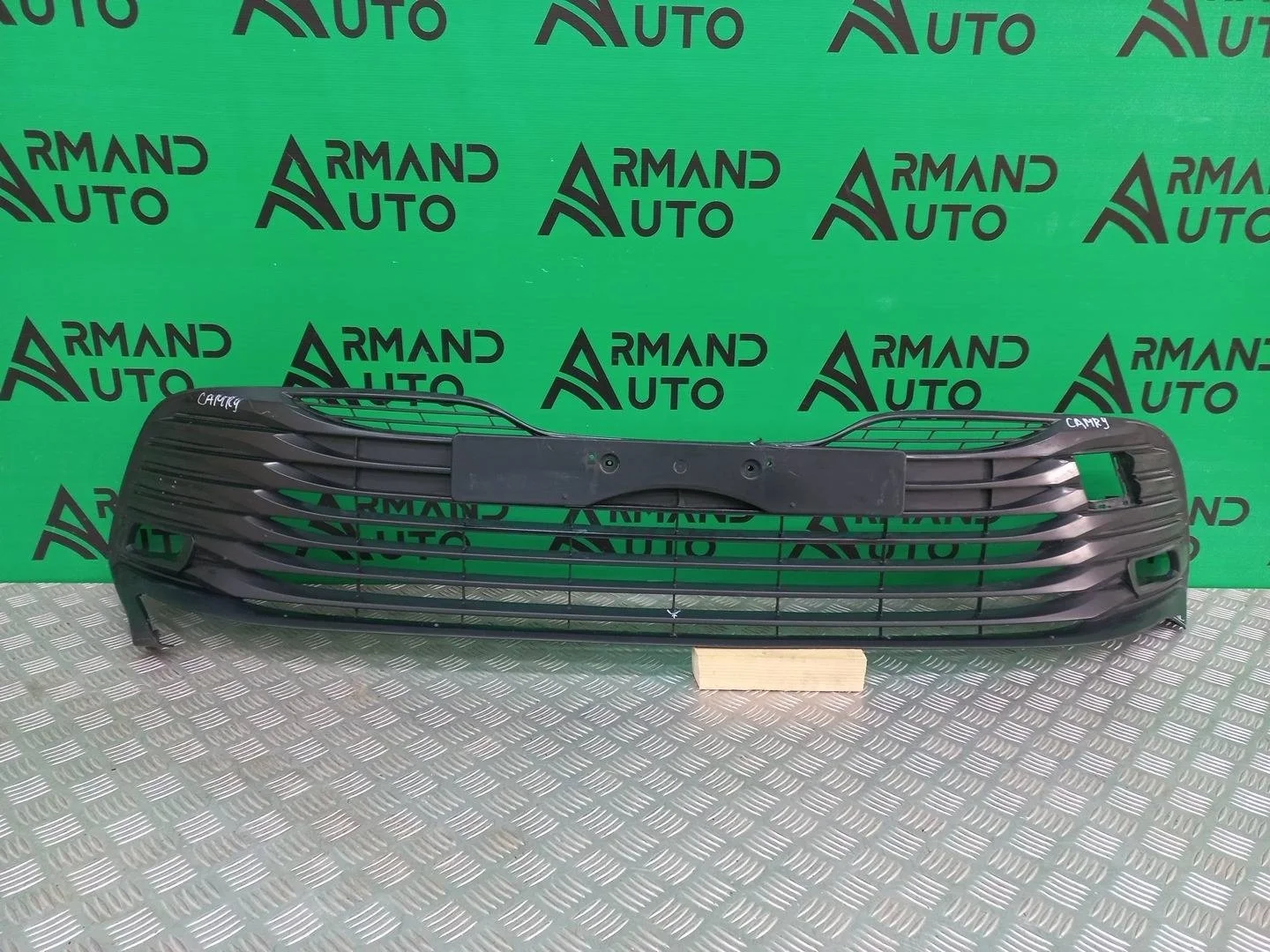 Решетка бампера Toyota Camry 2017-2021 8 XV70