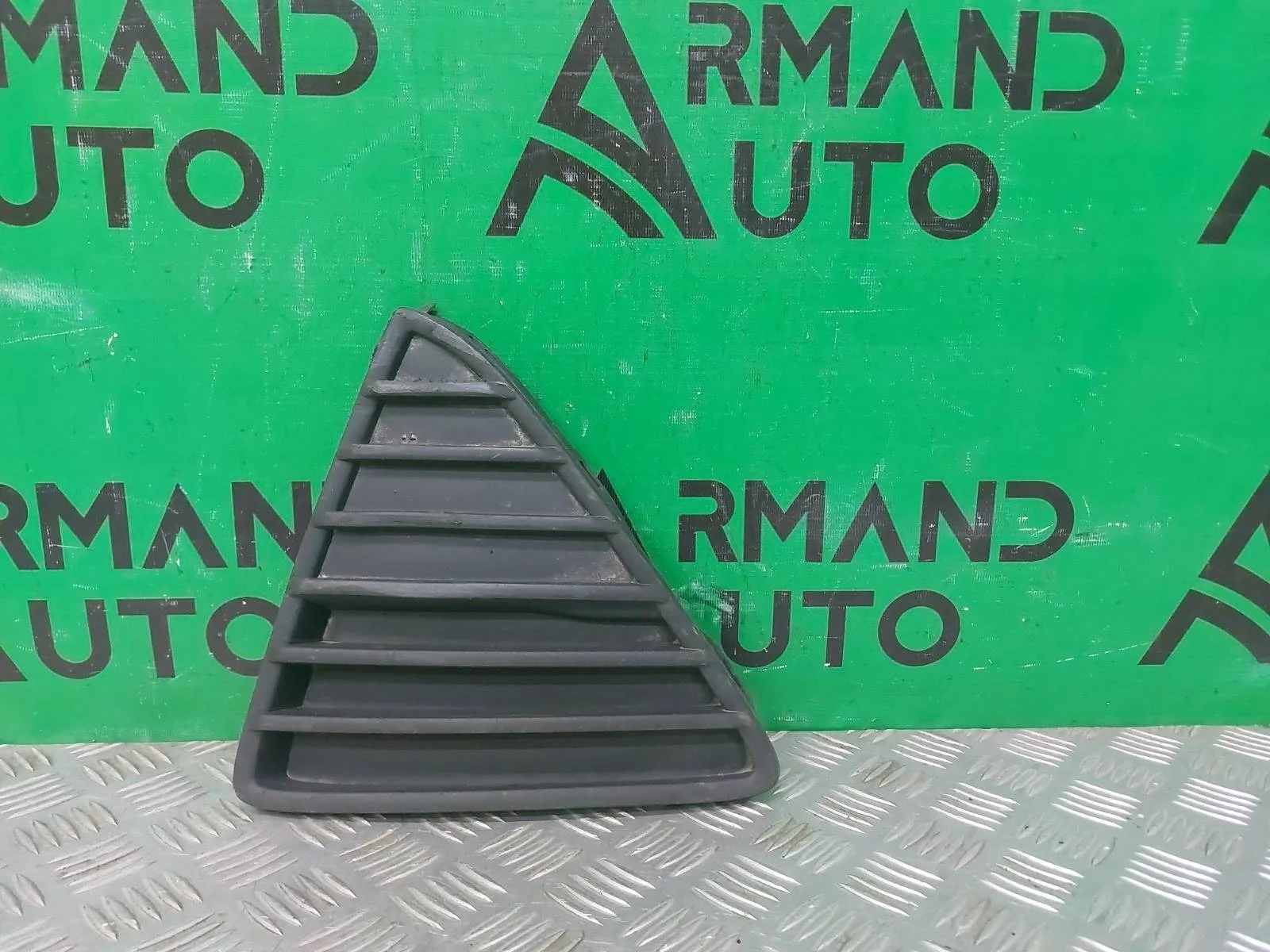 Решетка бампера Ford Focus 2011-2015 3