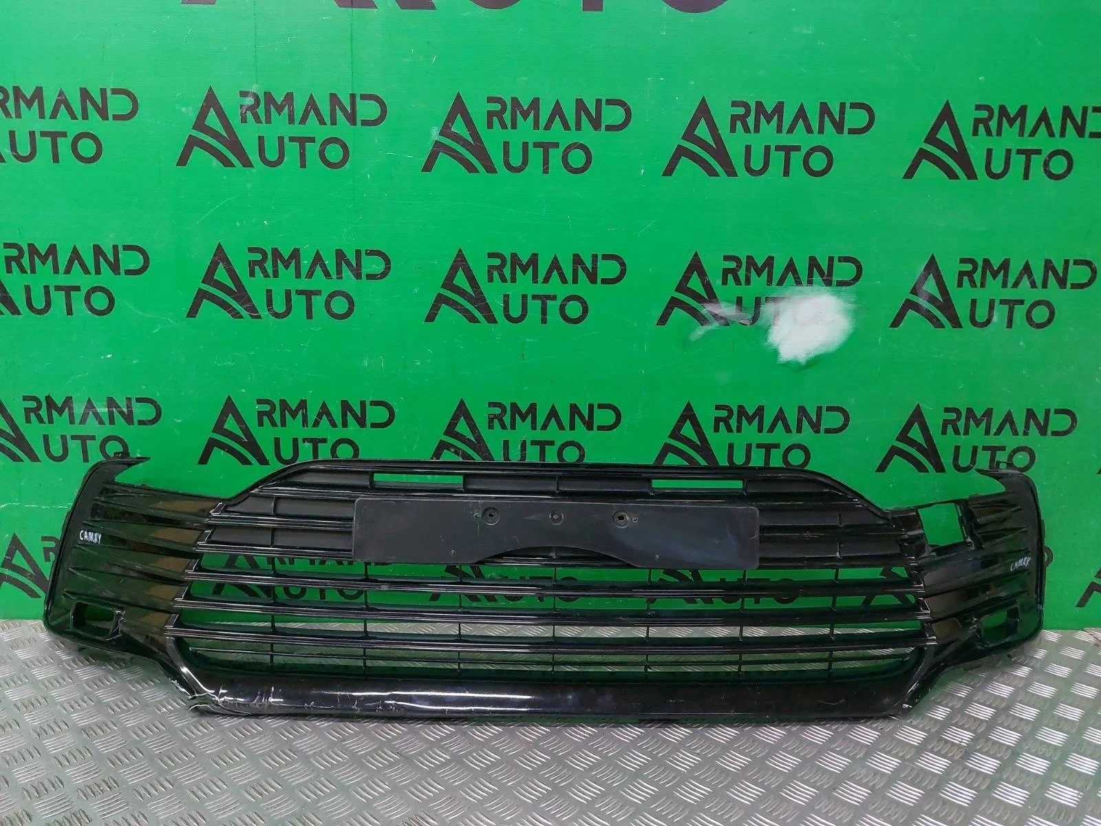 Решетка бампера Toyota Camry 2020-нв 8 XV70