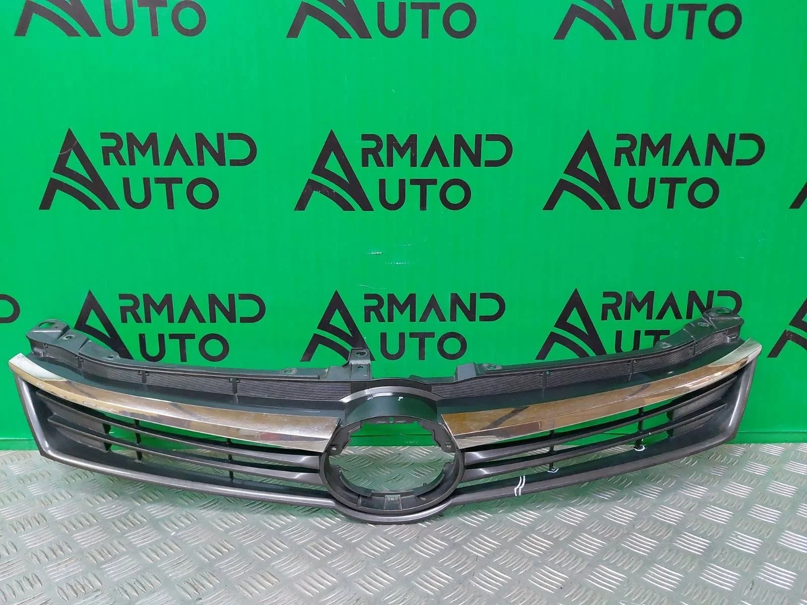 Решетка радиатора Toyota Camry 2014-2017 XV50