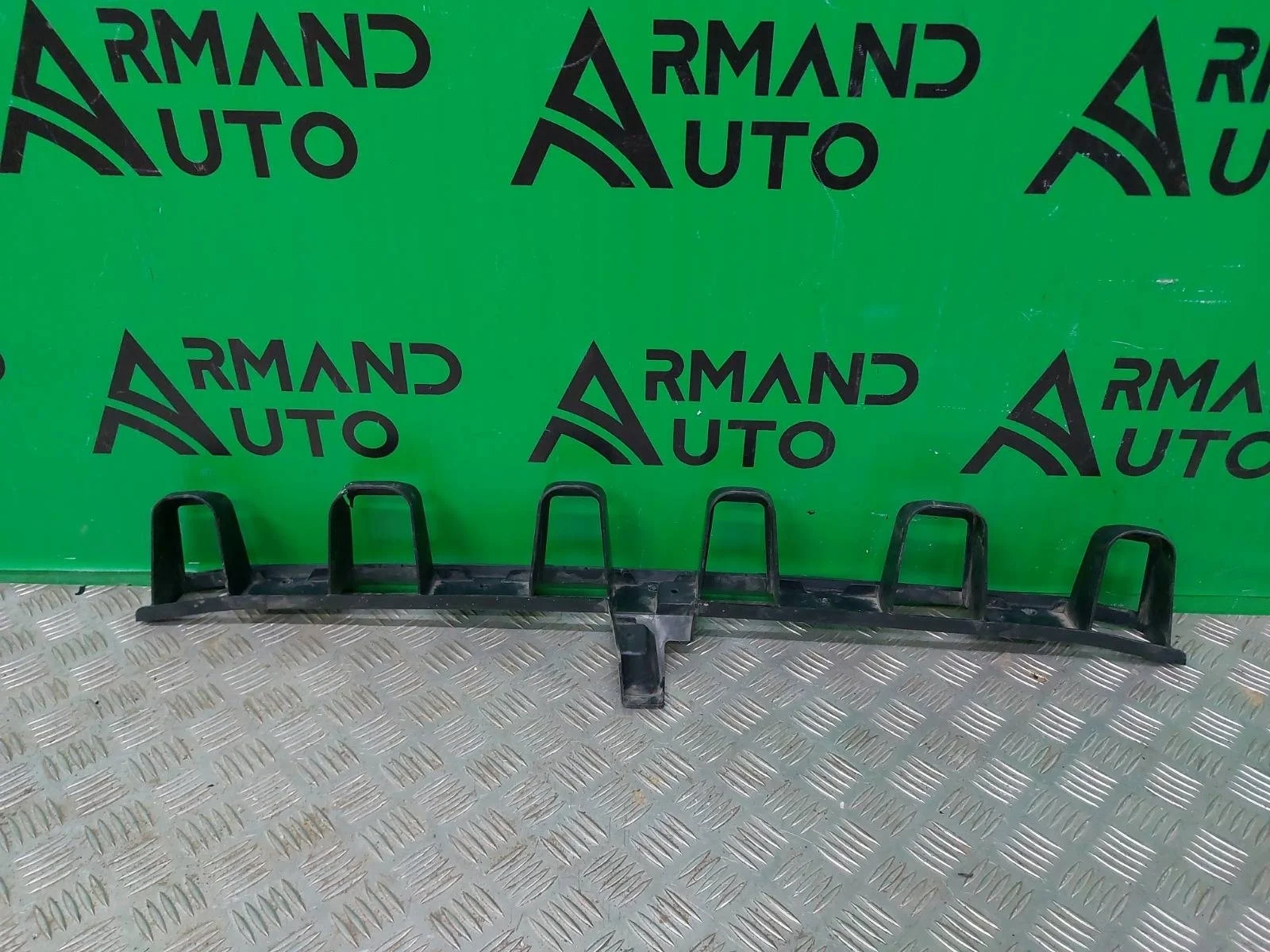 Абсорбер бампера Ford Focus 2011-2019 3