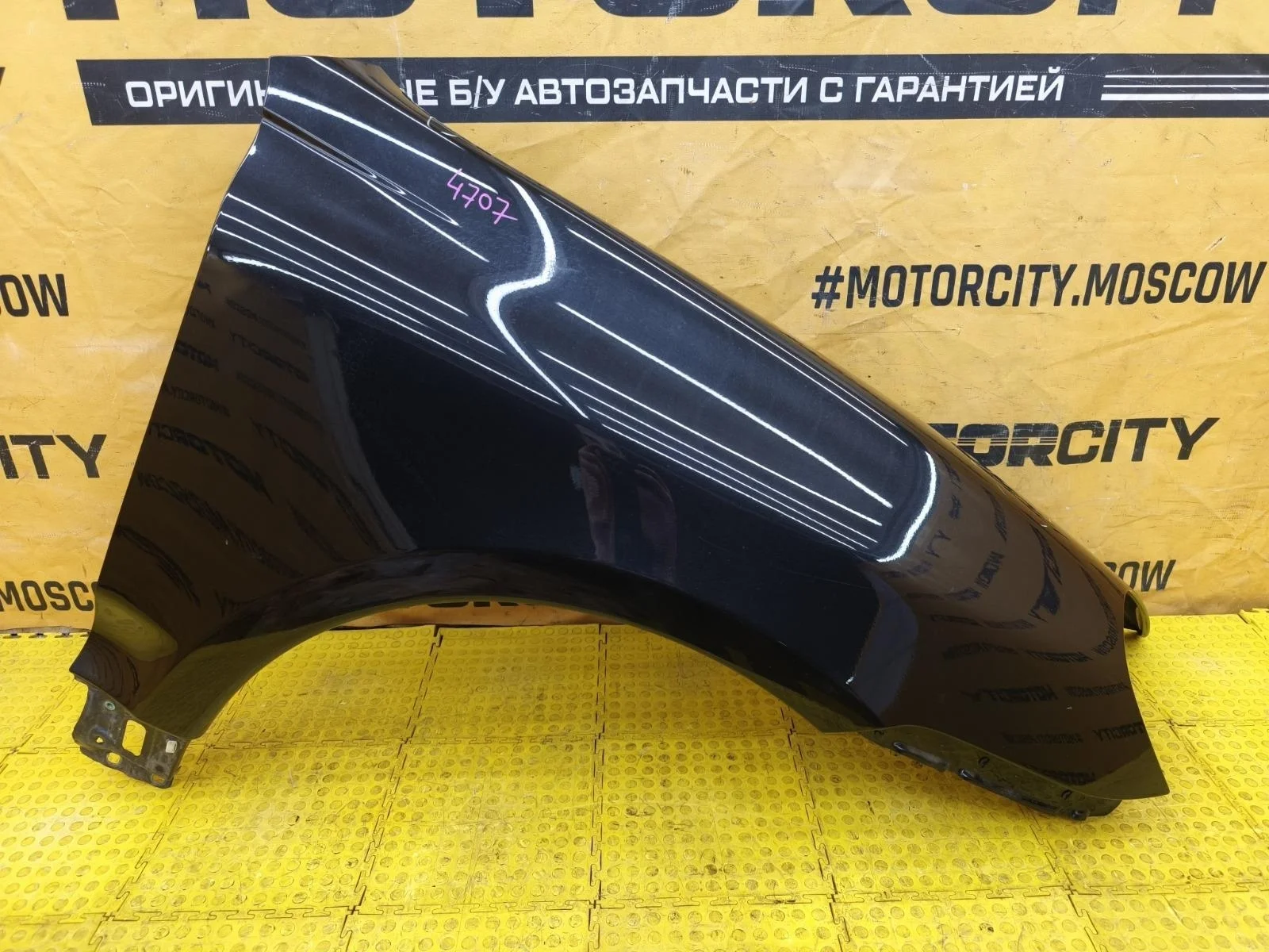 Крыло PORSCHE Cayenne 2007 957