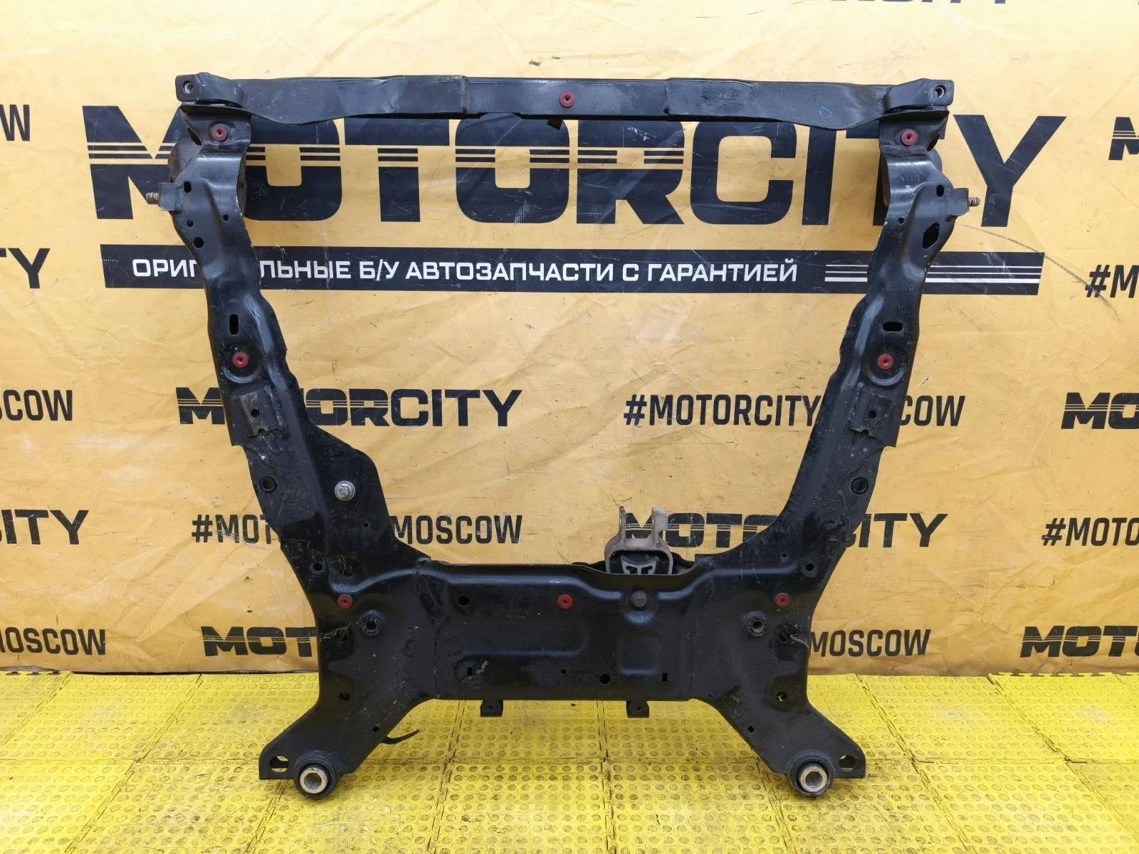 Подрамник VOLVO XC60 2013