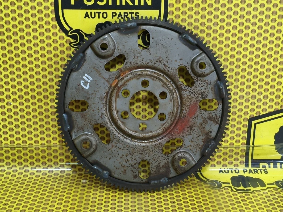 Маховик Nissan Tiida 2008 12331ED01A C11 HR15DE