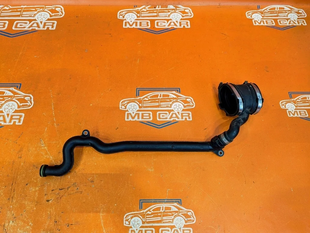 Трубка вентиляции Mercedes-Benz