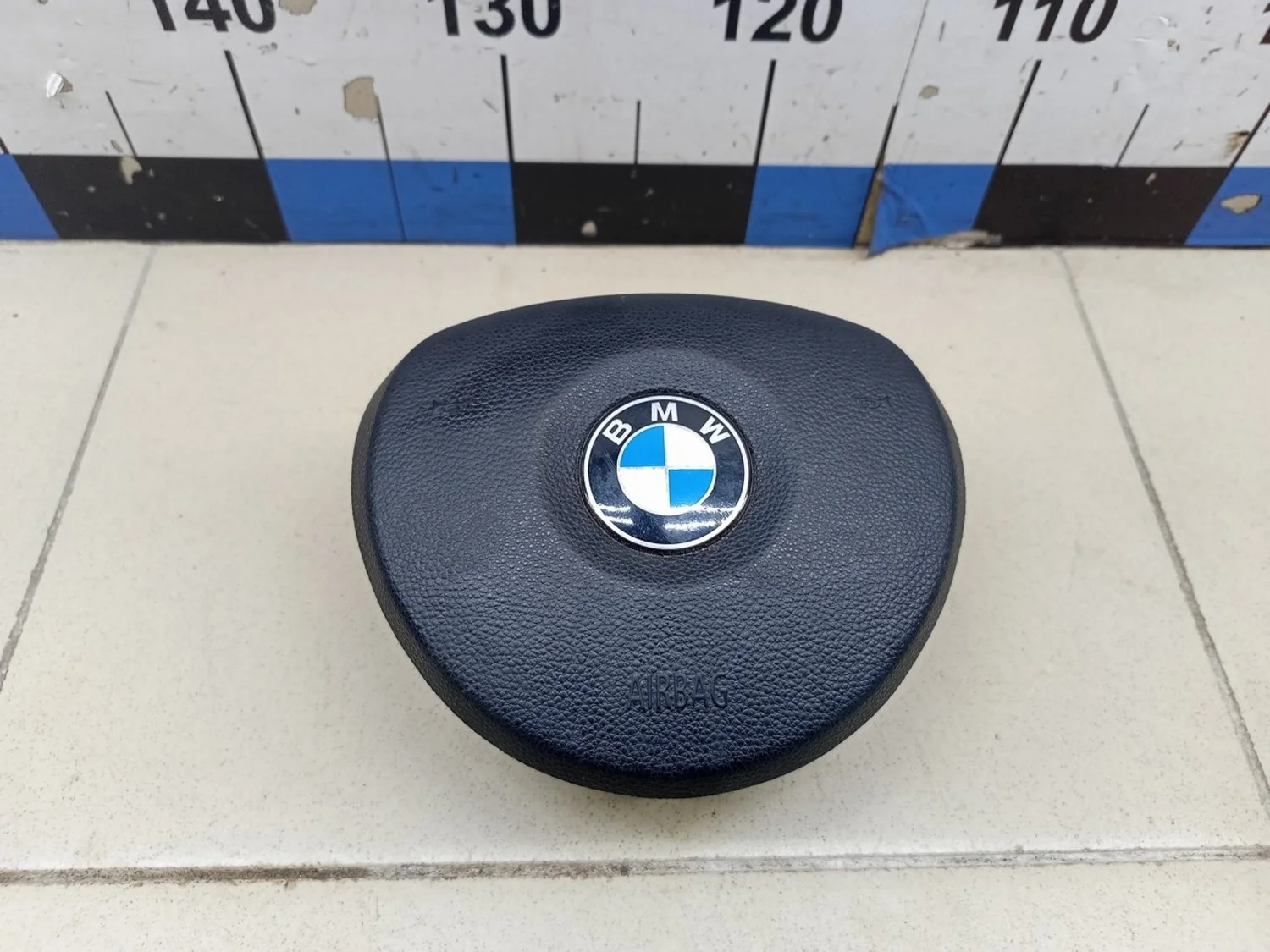 Подушка безопасности в рулевое колесо 1-серия E87/E81 2004>