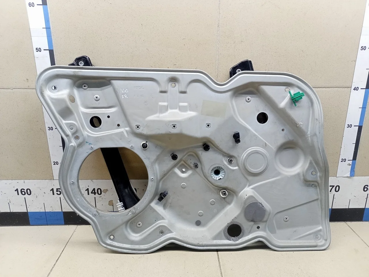 Стеклоподъемник электр. передний правый Octavia (A5 1Z-) 2004-2013