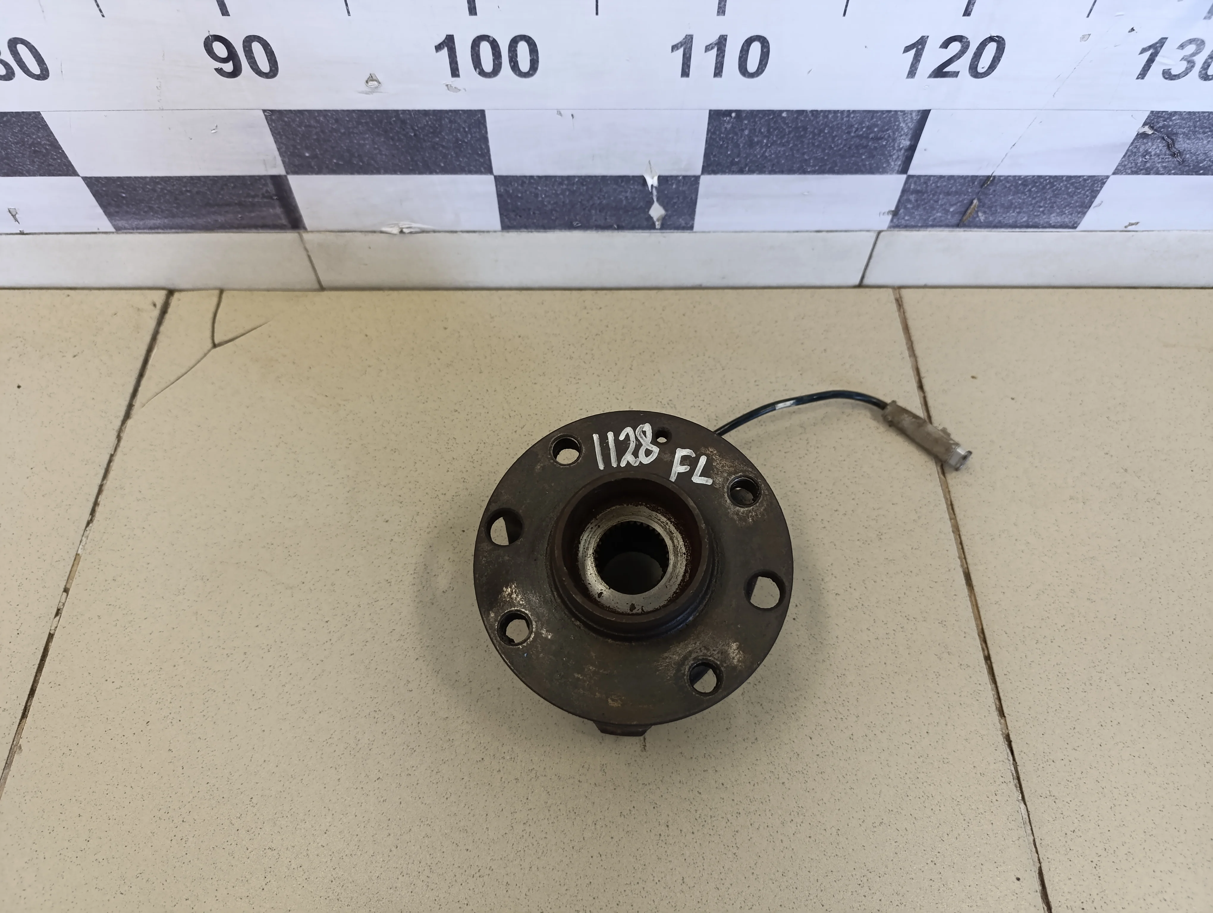 Ступица передняя Astra H / Family 2004-2015