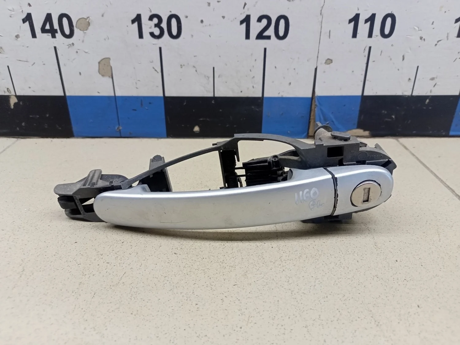 Ручка двери передней наружная левая Octavia (A5 1Z-) 2004-2013