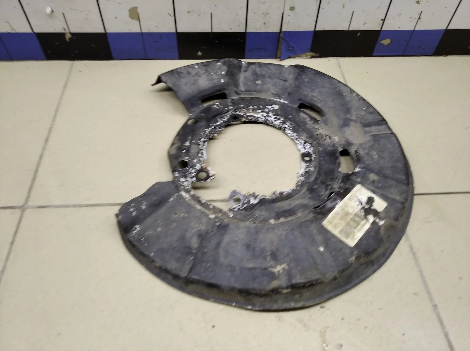 Пыльник тормозного диска 3-серия E90/E91 2005>