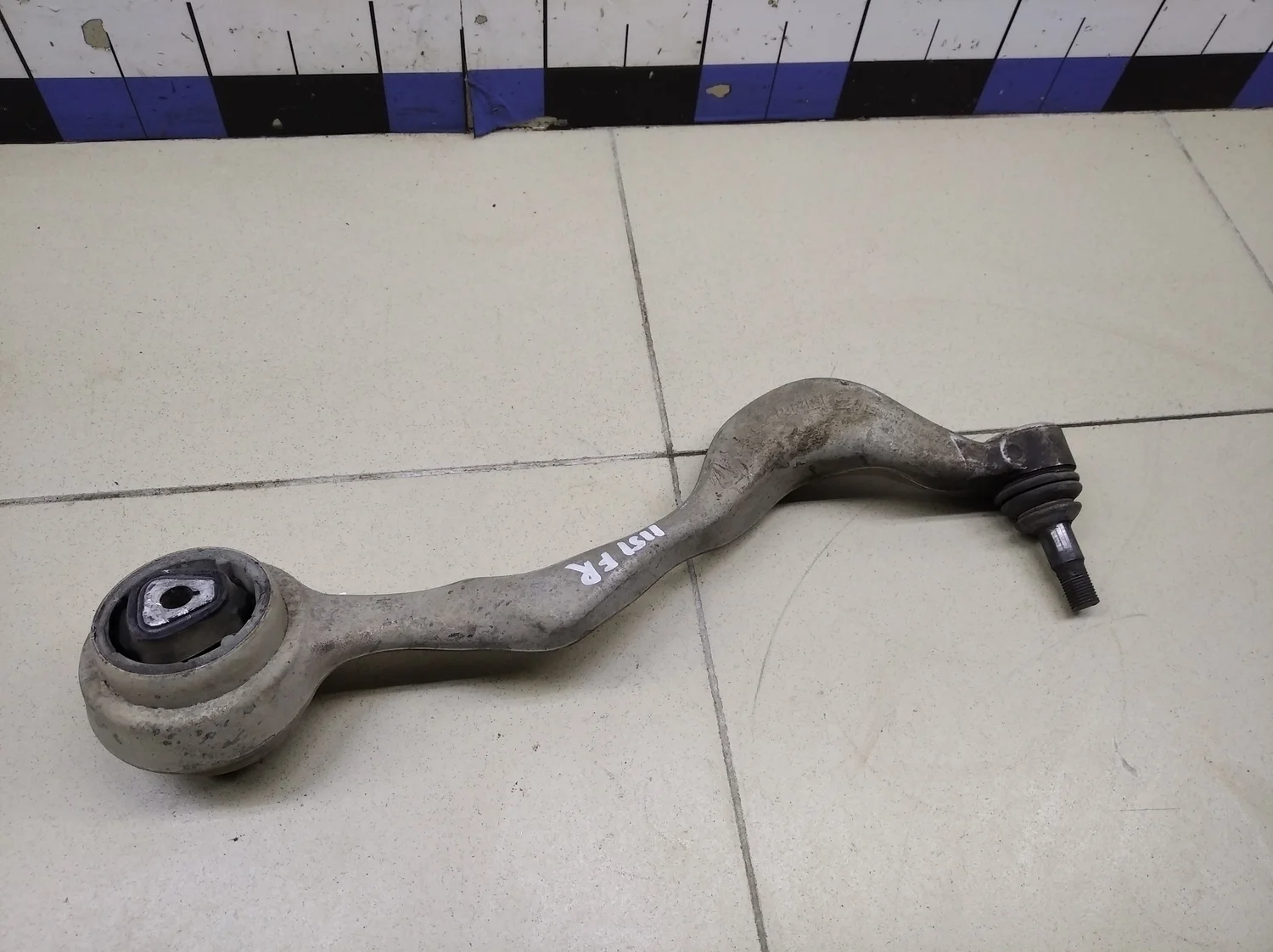 Рычаг передний нижний правый 3-серия E90/E91 2005>